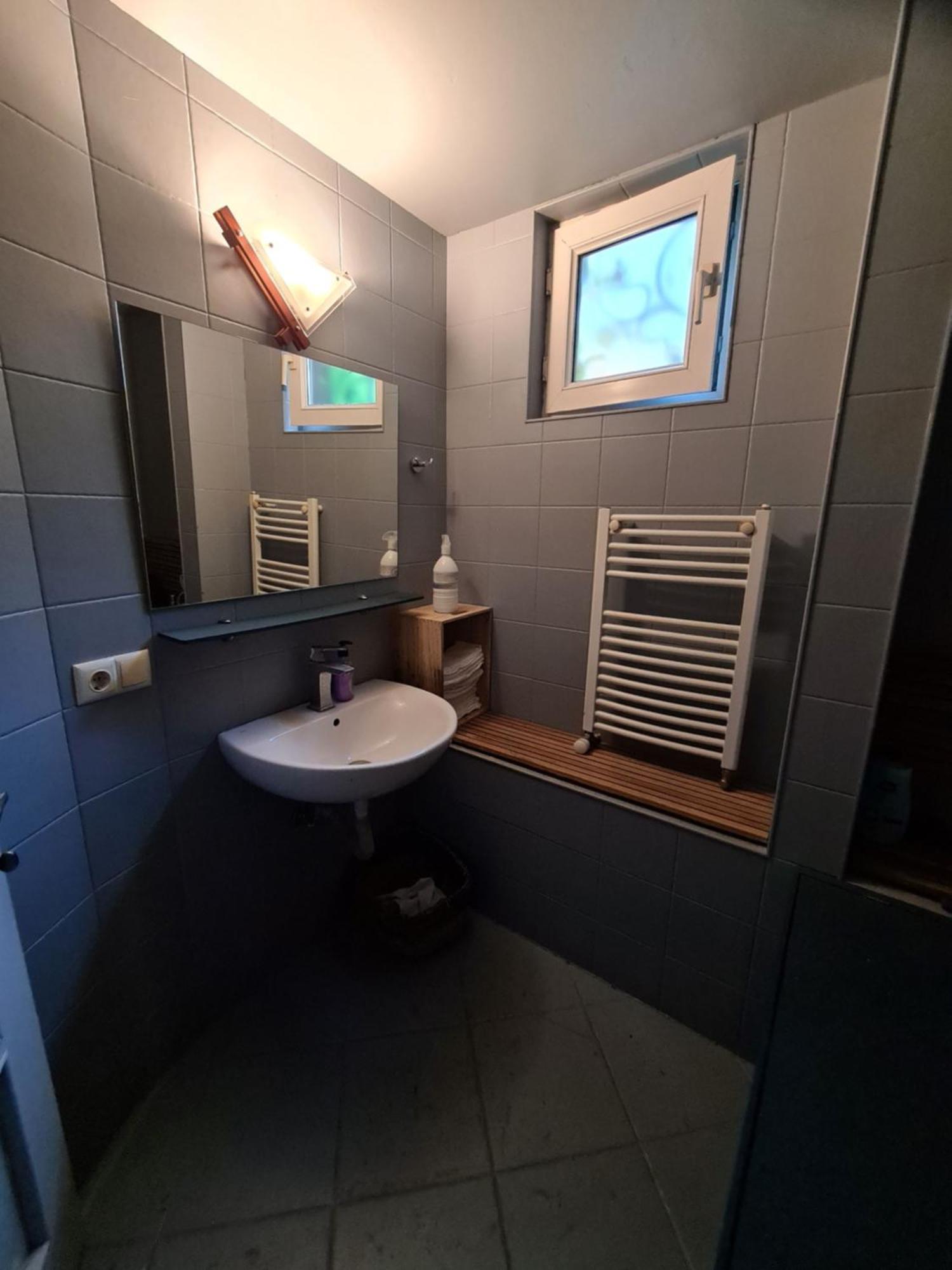 Appartamento Shared Flat In An Artists District Pikris Gora Tbilisi Esterno foto
